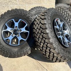 17” Factory Jeep Wrangler Rubicon Gladiator Wheels Rims Falken MT Tires Rines