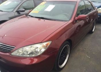 Toyota Camry 05 acepto cambios