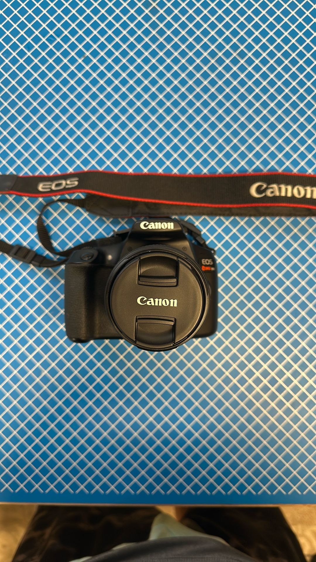 Canon EOS Rebel T6 w/ 18-55mm lens 