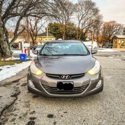 2012 Hyundai Elentra Limited