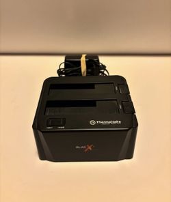 Thermaltake BlacX Duet Dual Bay HDD Docking Station SATA to USB 2.0 / eSATA