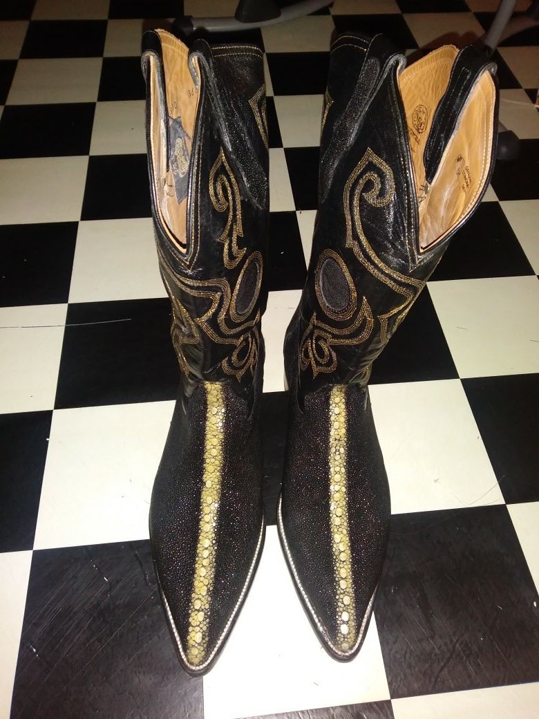 DOS DE ORO Botas Mantarraya/Stingray boots