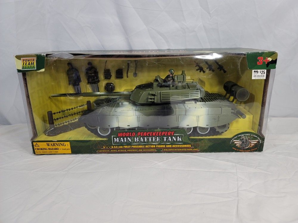 World Peacekeepers Combat Tank w/ Figures 1:18 Scale Power Team Elite