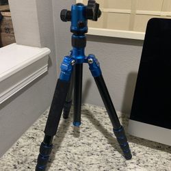 MeFoto Roadtrip Tripod