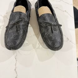 Louis Vuttion Loafers 9.5 