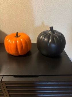 Decorative pumpkins