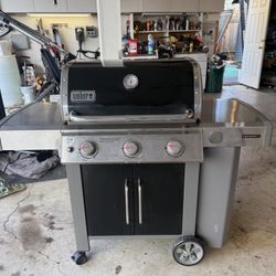 Weber Genesis II Propane Grill With Tank, Cover, And Accessories. 