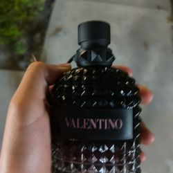 Valentino 
Uomo Born In Roma Intense Eau de Parfum