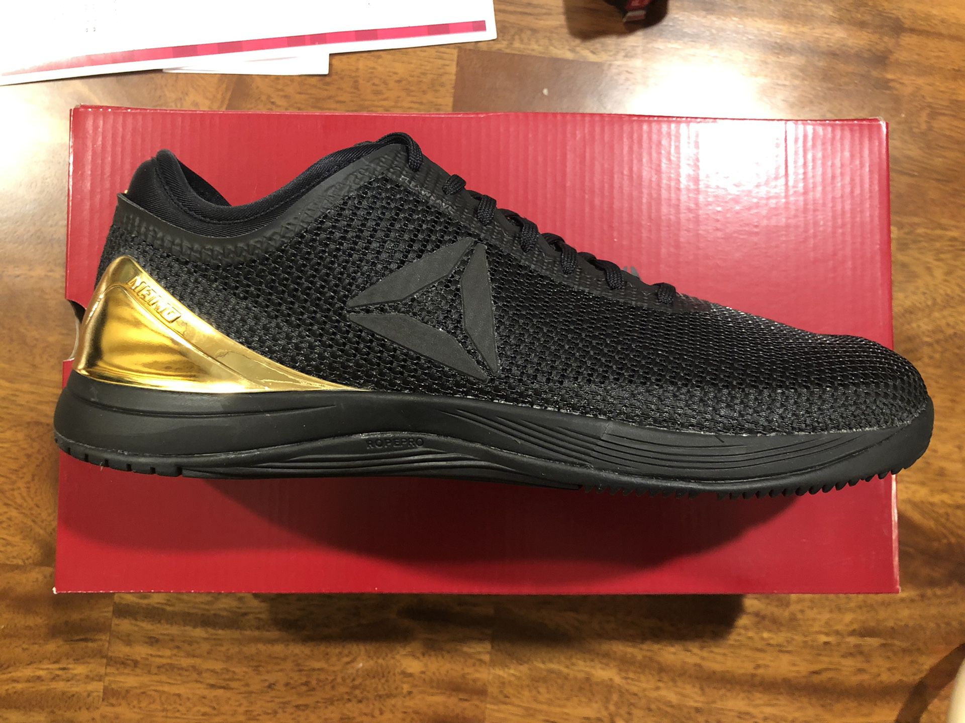 Reebok CrossFit Nano 8 Flexweave Shoes Size Black/True for in Phoenix, AZ - OfferUp
