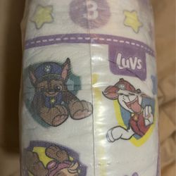 LUVS DIAPERS SIZE 3  