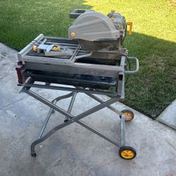 Wet Tile Saw and Stand