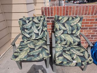 2 sets patio chairs with covers
