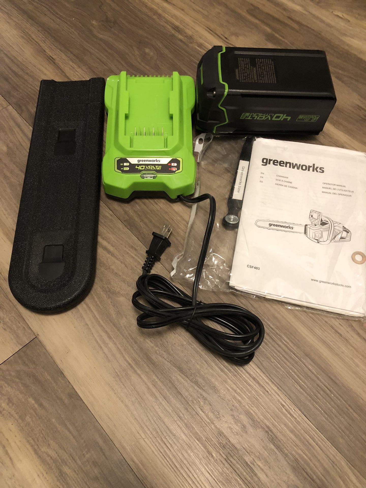 Chainsaw and Battery