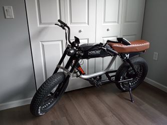 Monday Electric 1000w 32mph top speed long range
