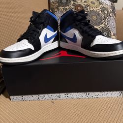Air Jordan 1 Mid Signal Blue Men’s Size 9