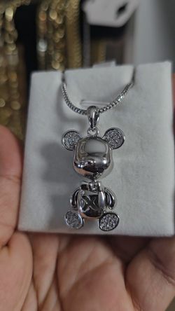 Necklace with pendant