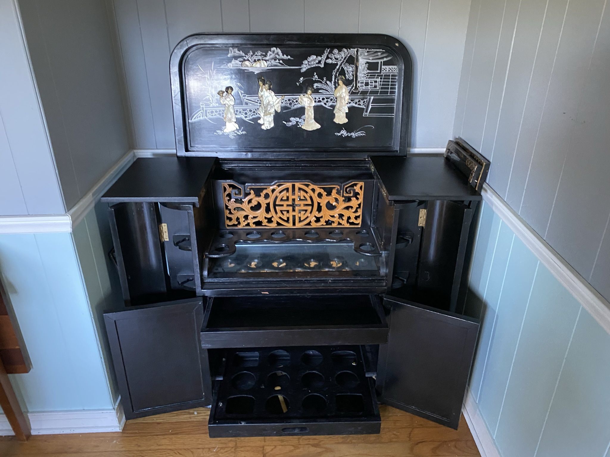 Antique Oriental Liquor Bar/Cabinet