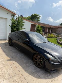 2011 Infiniti G37