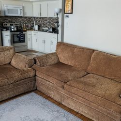 Matching Oversized Sofa and Loveseat Set Comnfort Seating