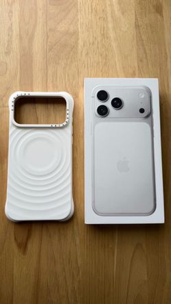 Casetify Ripple Case- White iPhone 17 Pro Max