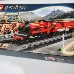 LEGO Harry Potter Hogwarts Express & Hogsmeade Station 76423 Building Toy Set