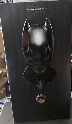 Hot Toys 1/4 The Dark Knight Batman
