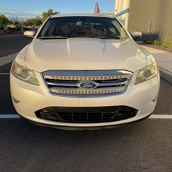 2010 Ford Taurus