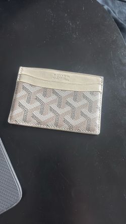 Authentic white Goyard wallet