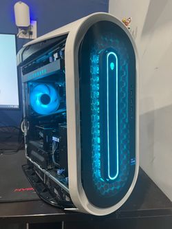 Alienware RTX 3070 i7 gaming computer