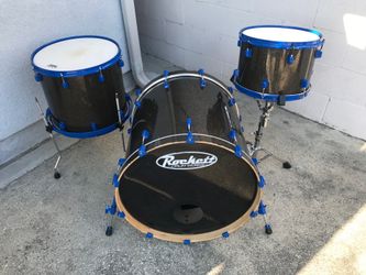 Black Sparkle Drum Set 22,13,16” maple shells