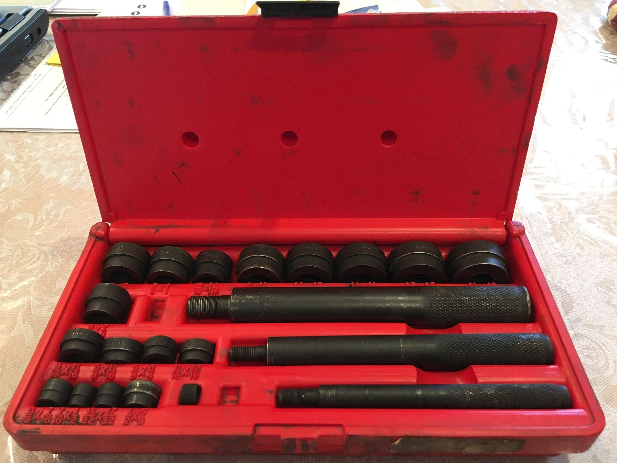 Snap On Standard Bushing Driver Set (A157C) Package in Storage Case PB20