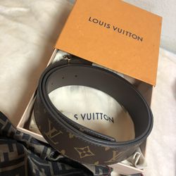 Gucci & LV Women Accessories 