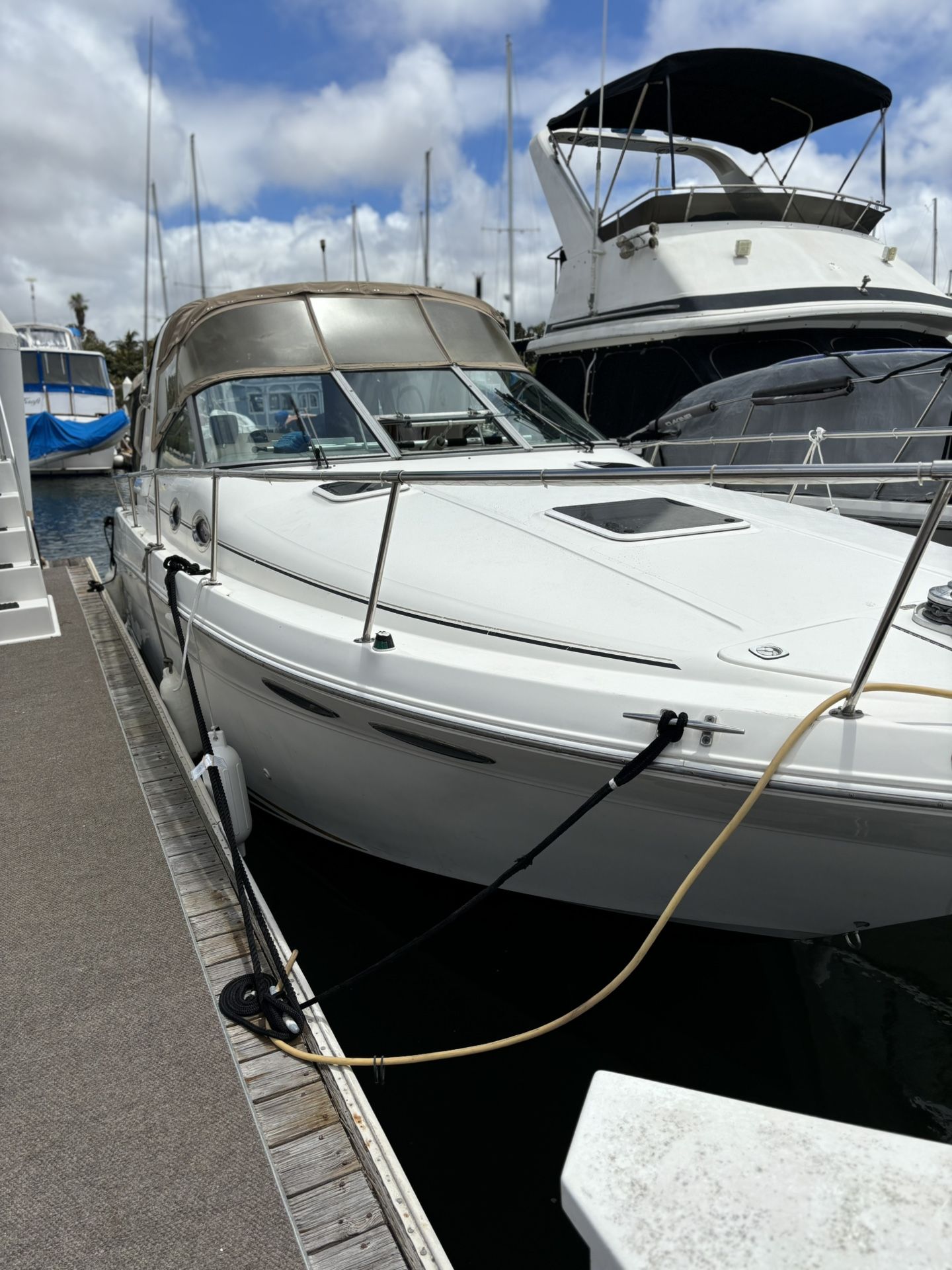 SeaRay Sundancer