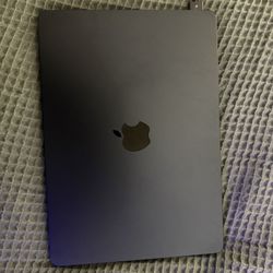 MacBook Air M2 2022