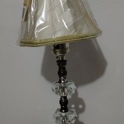 MID CENTURY LUCITE  - MARBLE BEDSIDE/ DESK LAMP - SHADE -  16" ×6"