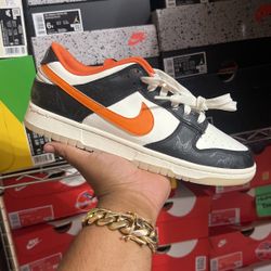 Nike Dunk Low Halloween 