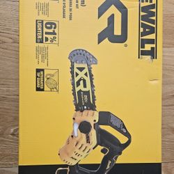Dewalt 20V MAX Pruning Chainsaw 8"