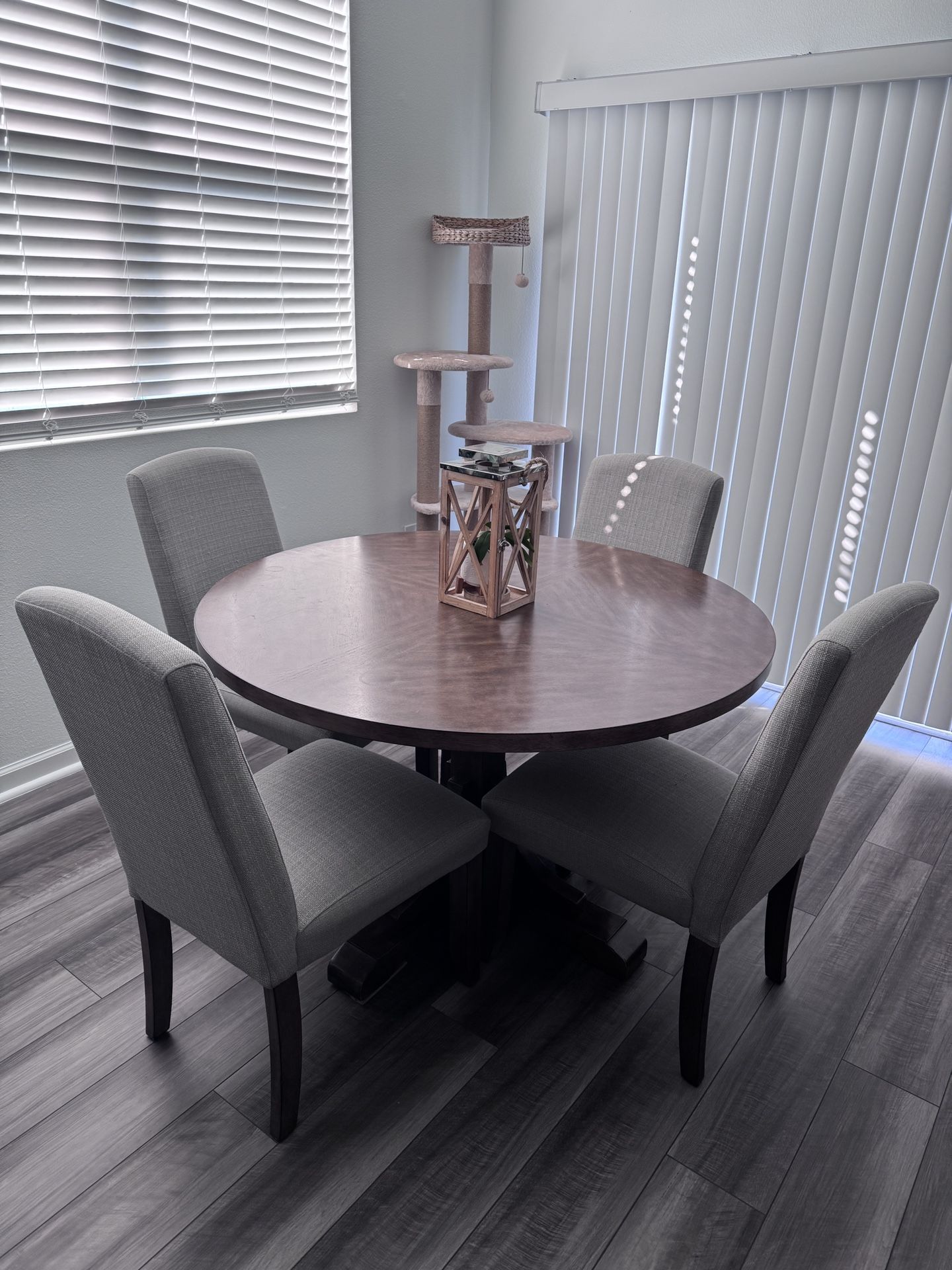 Costco Dining Table Set $100