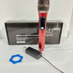 Microphone 🎤 Wireless $20. New
