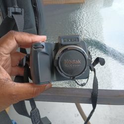 KODAK EASYSHARE DX6490 DIGITAL CAMERA W/ 10X ZOOM TESTED