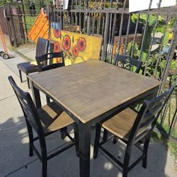 Wood Table And Chairs 4