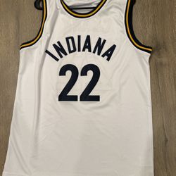 Caitlyn Clark Jersey