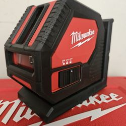 MILWUAKEE GREEN CROSS LINE LASER LEVEL LASER LEVEL NEW
