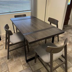 60” Dining Table W/ Chairs