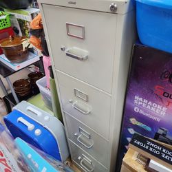 File Cabinet 3 Pieces No Keys 