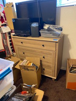 Small wood dresser