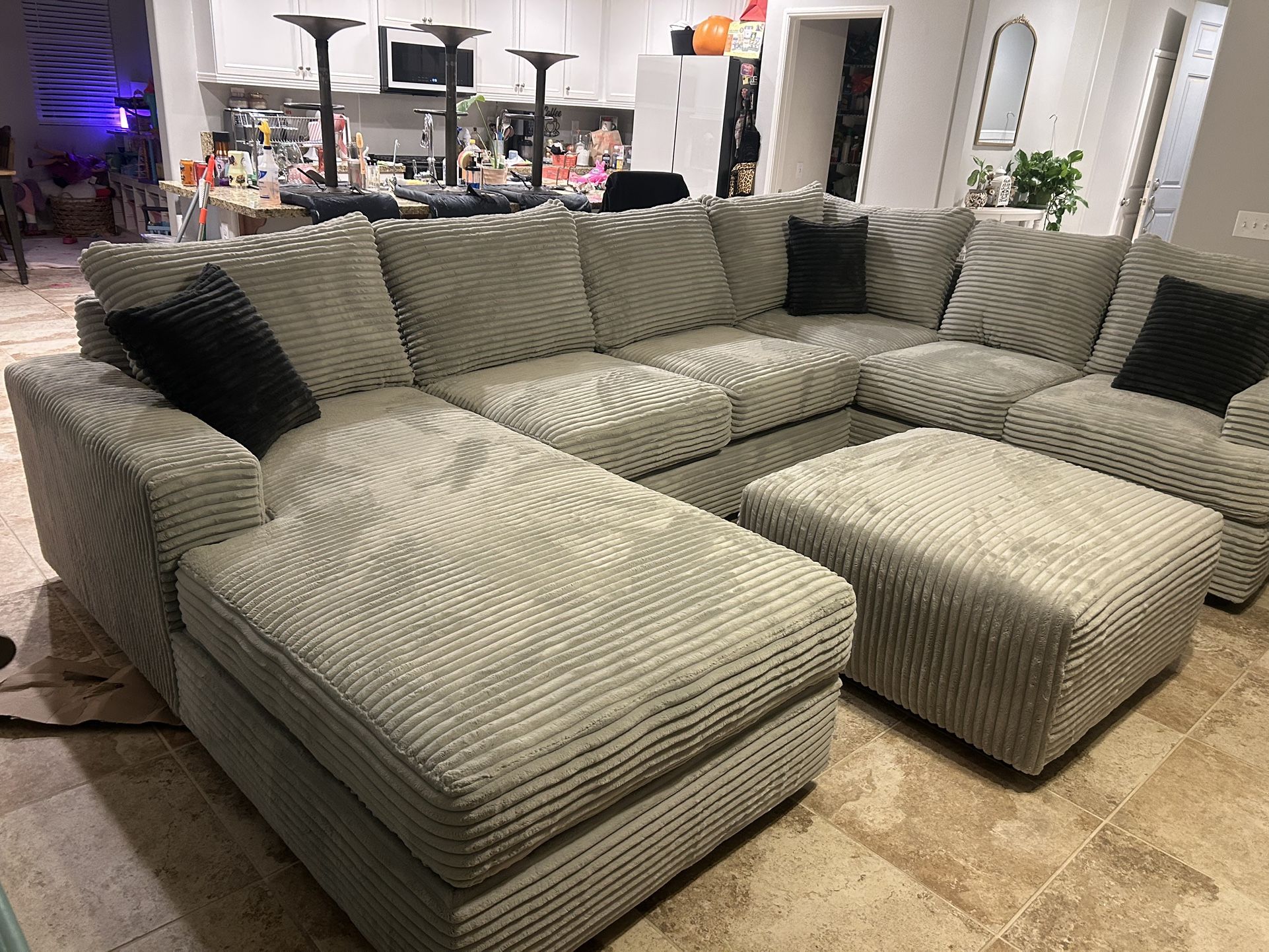 Brand New Super Plush Comfy Corduroy Sectional 