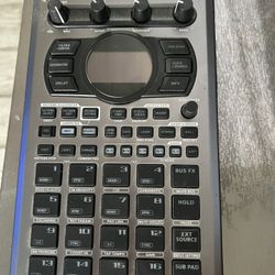 Roland Sp 404 Mk2