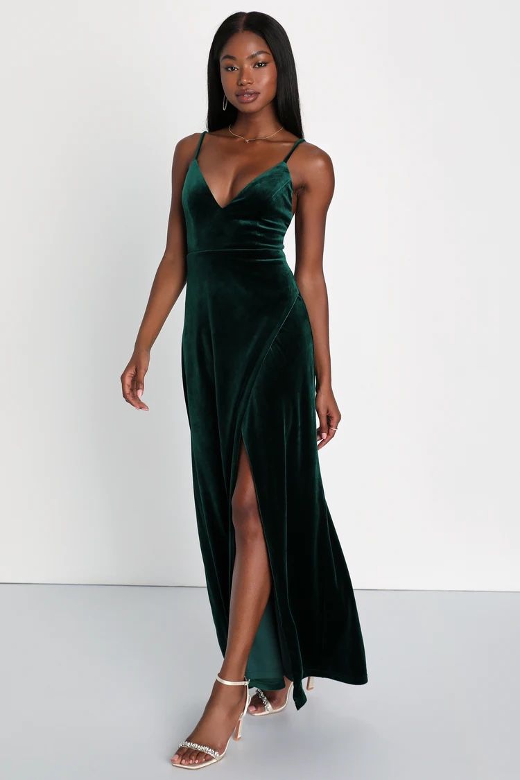 New Lulu’s Dress - Timeless Radiance Emerald Green Velvet Lace-Up Maxi Dress