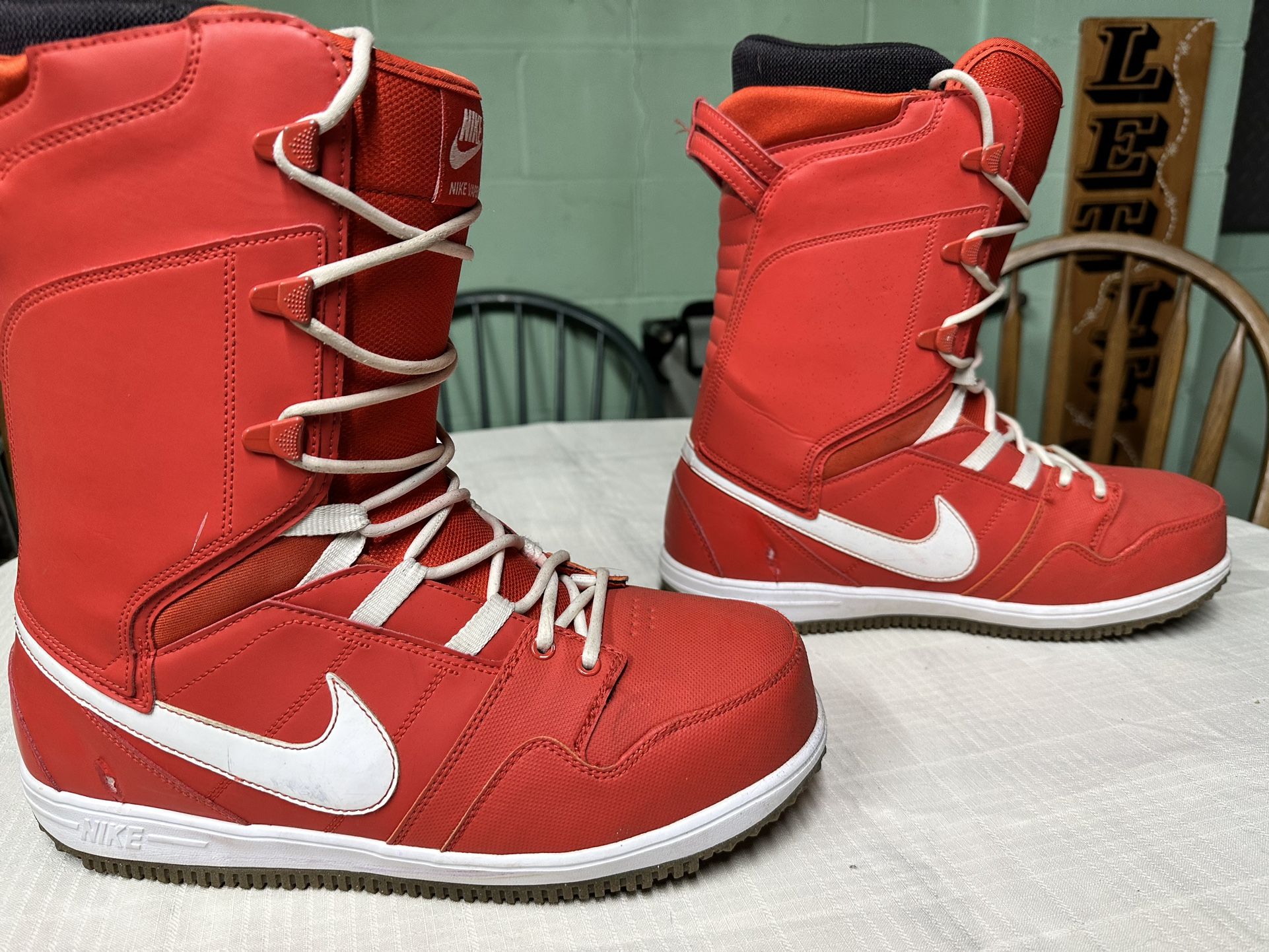 Nike Vapen Snowboard Boots Size 11